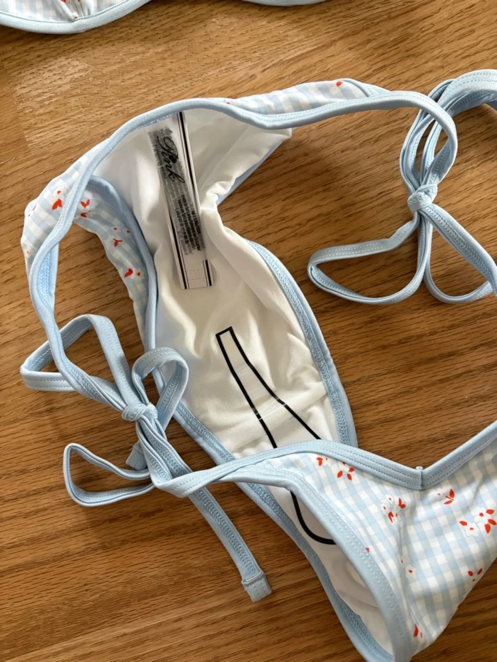 Frankie’s bikinis set